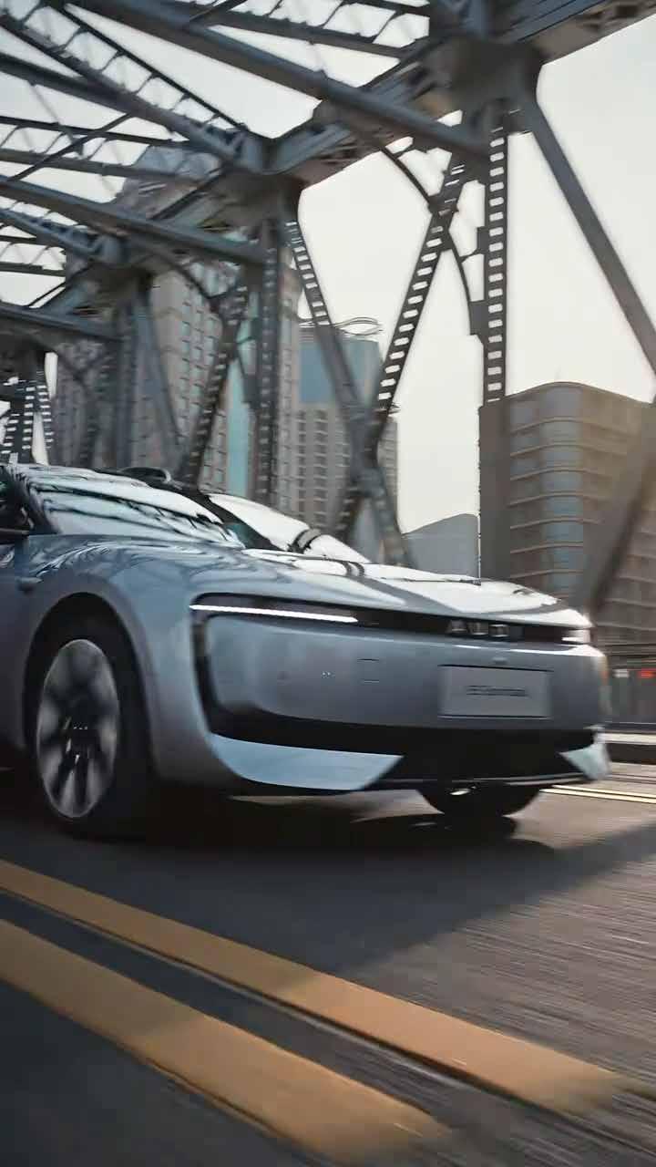 AUDI 奥迪 · 空间 — 5